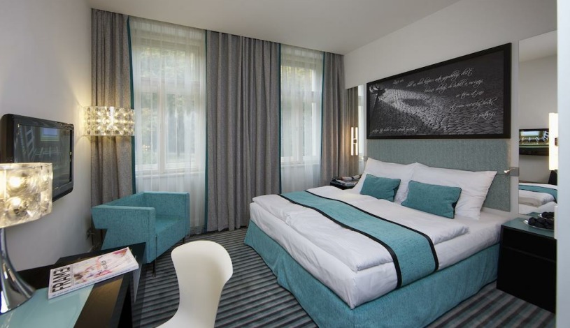 Red & Blue Design Hotel Prague Praha