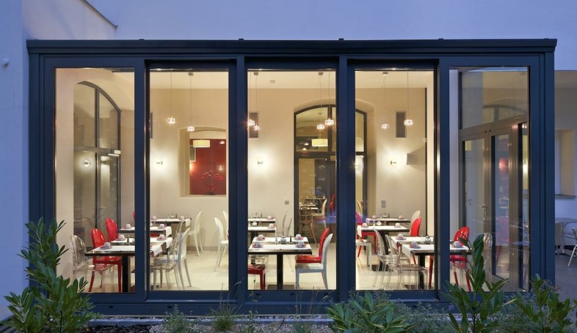 Red & Blue Design Hotel Prague Praha