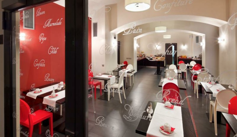 Red & Blue Design Hotel Prague Praha