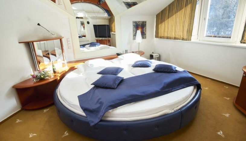 Hotel EROPLÁN**** Superior Rožnov pod Radhoštěm