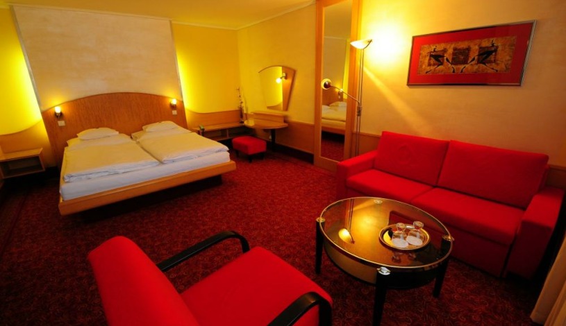 Hotel EROPLÁN**** Superior Rožnov pod Radhoštěm - Malé apartmá