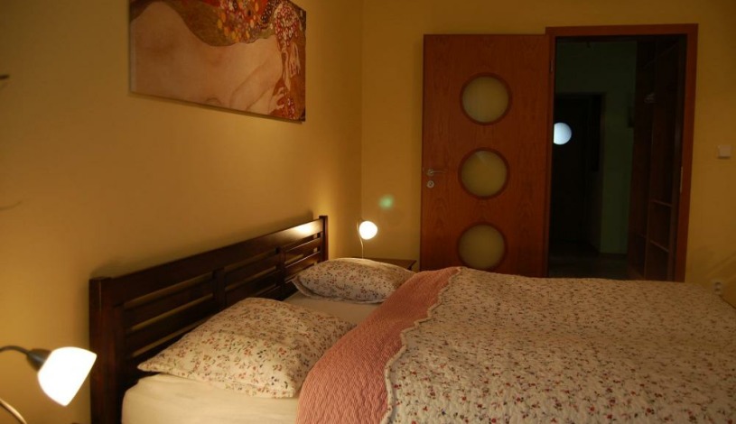 Apartmány u Červeného stromu Rožnov pod Radhoštěm - Regina