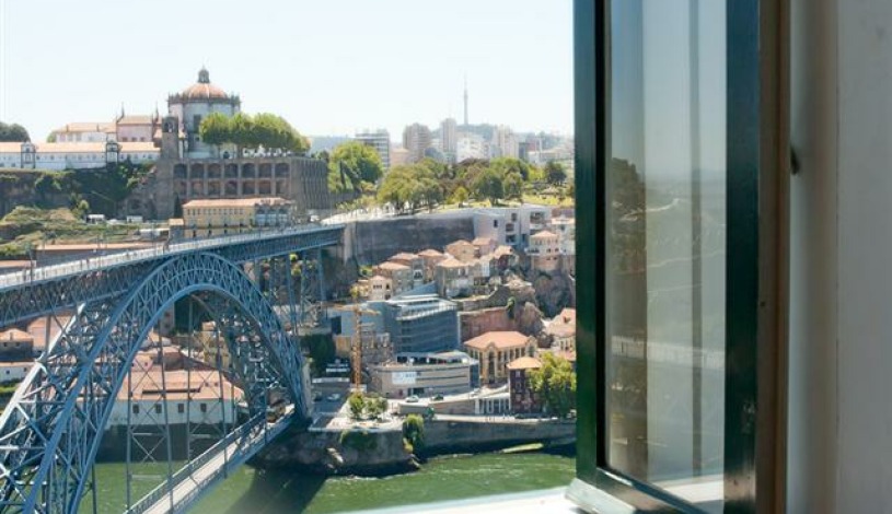 Apartment Rua de Dom Hugo Porto - Apt 21662