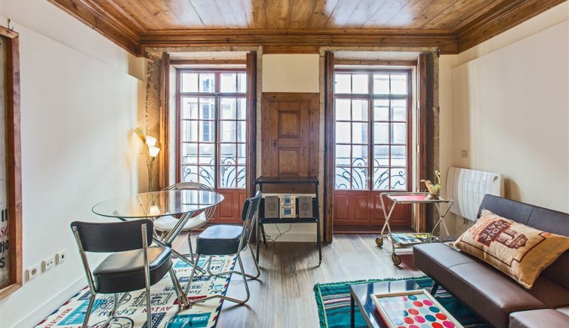 Apartment Rua dos Caldeireiros Porto - Apt 37158