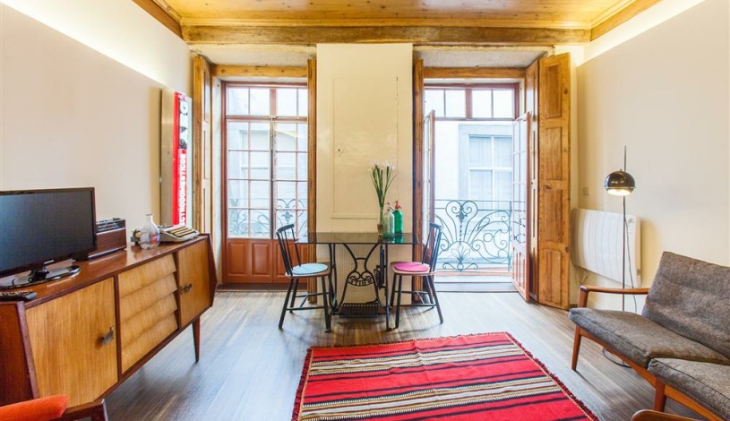 Apartment Rua dos Caldeireiros Porto - Apt 37150