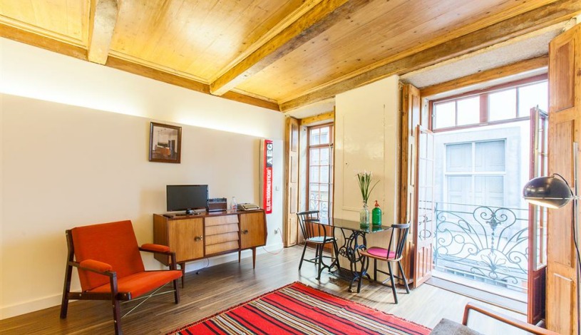 Apartment Rua dos Caldeireiros Porto - Apt 37150