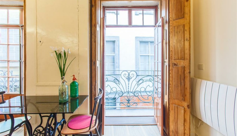 Apartment Rua dos Caldeireiros Porto - Apt 37150