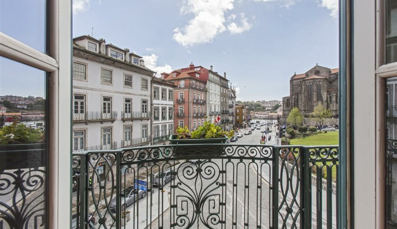 Apartment Rua Mouzinho da Silveira Porto - Apt 37185