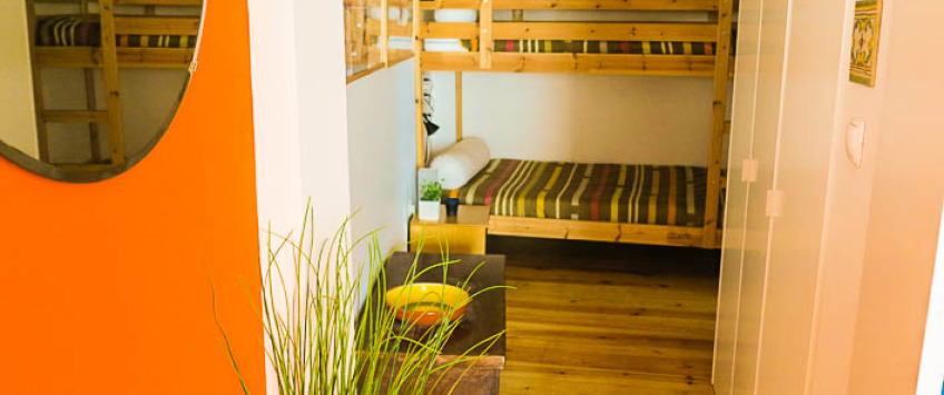 Apartment Rua Santa Marinha Lisboa - Apt 20739