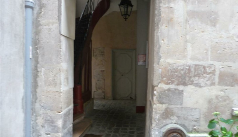 Apartment Rue Aubriot Paris - Apt 23850