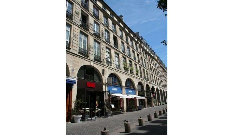 Apartment Rue de la Ferronnerie Paris