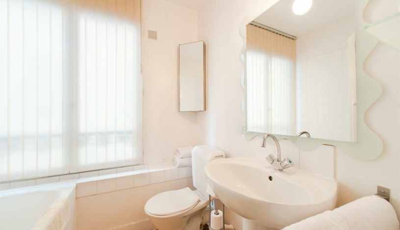 Apartment Rue des Archives Paris - Apt 15460