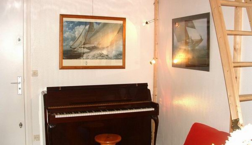 Apartment Rue Lacharrière Paris - Apt 952