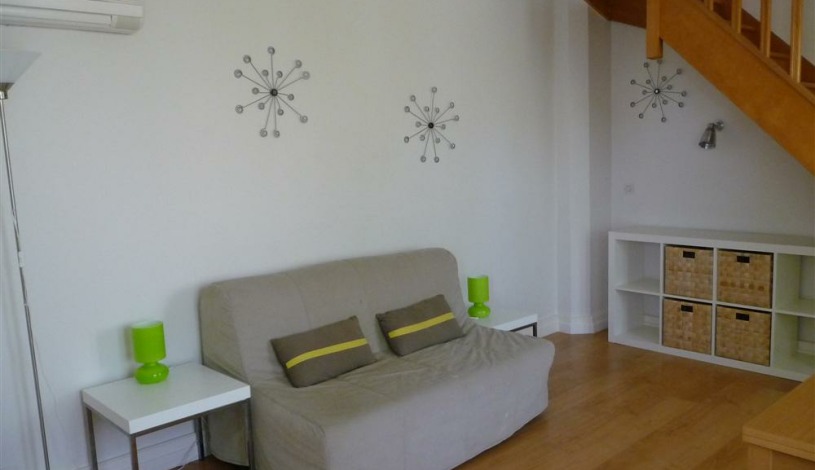 Apartment Rue Lepic Paris - Apt 23279