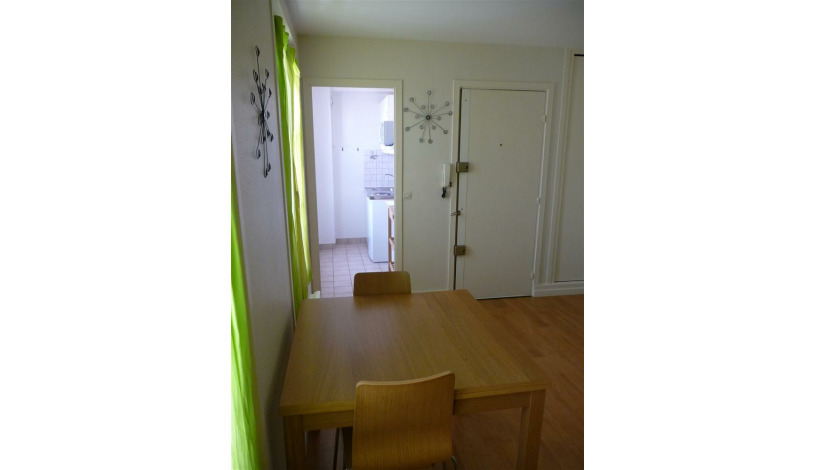 Apartment Rue Lepic Paris - Apt 23279