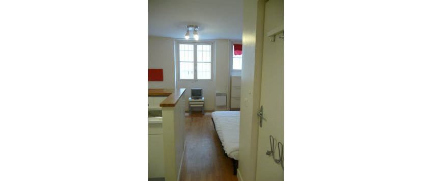 Apartment Rue Lepic Paris - Apt 23989