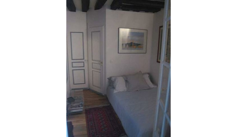 Apartment Rue Pecquay Paris - Apt 18663