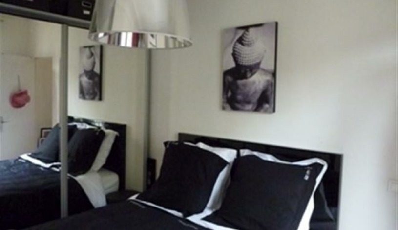 Apartment Rue Tardieu Paris - Apt 19183