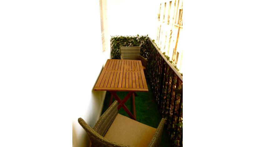 Apartment Rue Tholozé Paris - Apt 23832