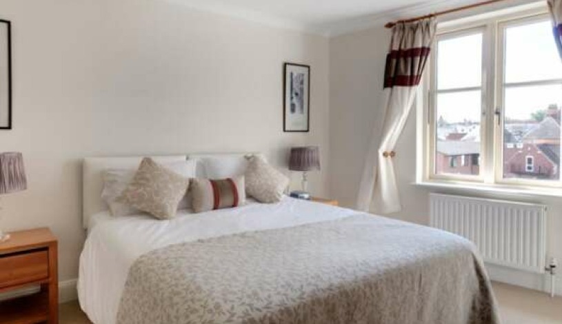 Apartment Saint George's Place Cheltenham - Apt 37235