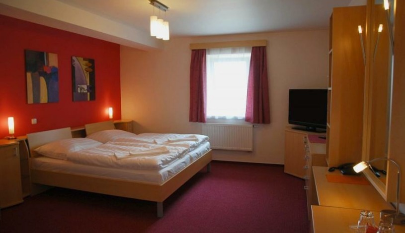 Hotel SENIMO Olomouc - 3- lůžkový pokoj STANDART