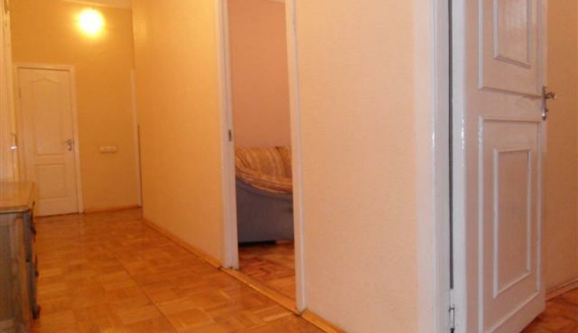 Apartment Shota Rustaveli Kiev - Apt 22087