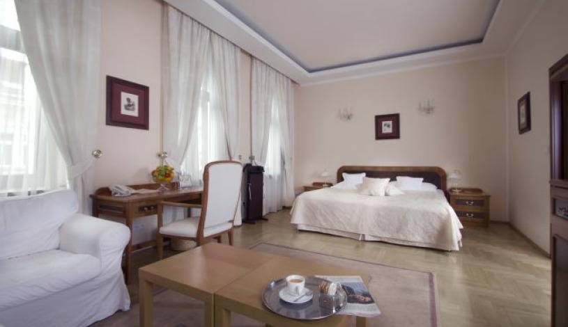 Hotel Louren Praha - Mniejszy Apartament (Junior Suite)