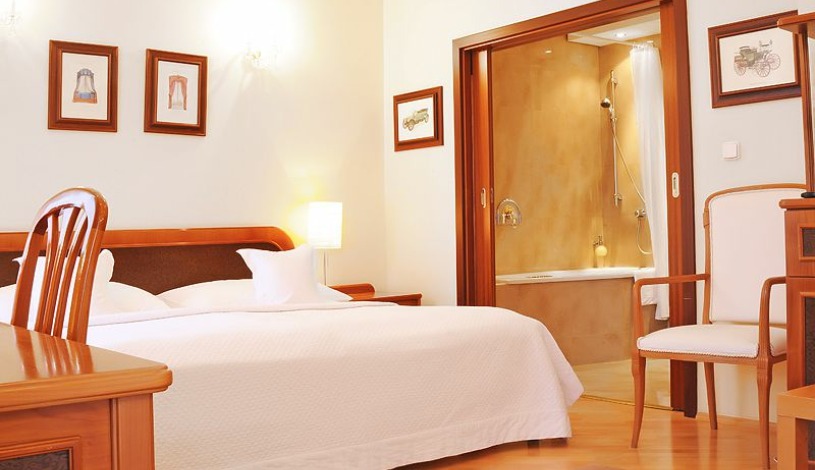 Hotel Louren Praha - Mniejszy Apartament (Junior Suite)