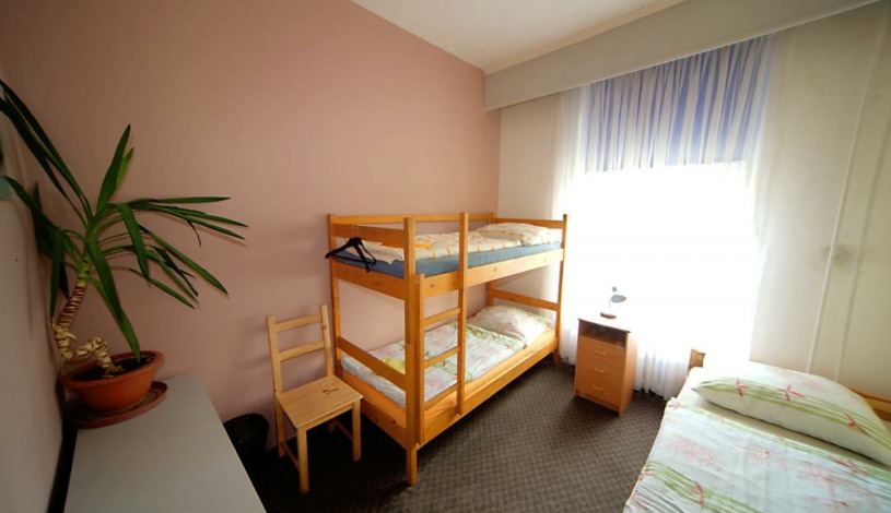 SKLEP accommodation Praha - Pokoj pro 3 osoby se společným soc. zař.