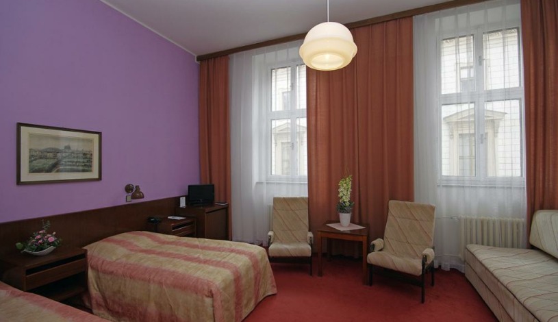 HOTEL SLAVIA Brno - Dvoulůžkový pokoj STANDARD