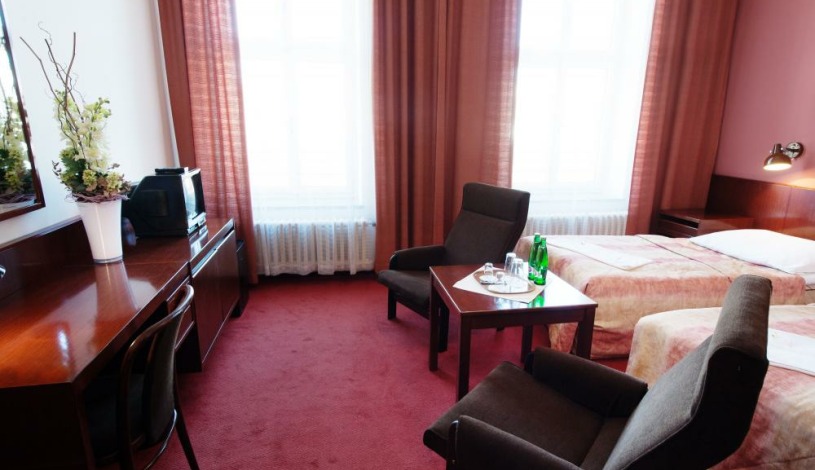 HOTEL SLAVIA Brno - Dvoulůžkový pokoj STANDARD
