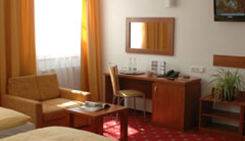 Hotel Slavia Praha - Pokój 1-osobowy Superior, Pokój 2-osobowy Superior, Pokój 3-osobowy Superior