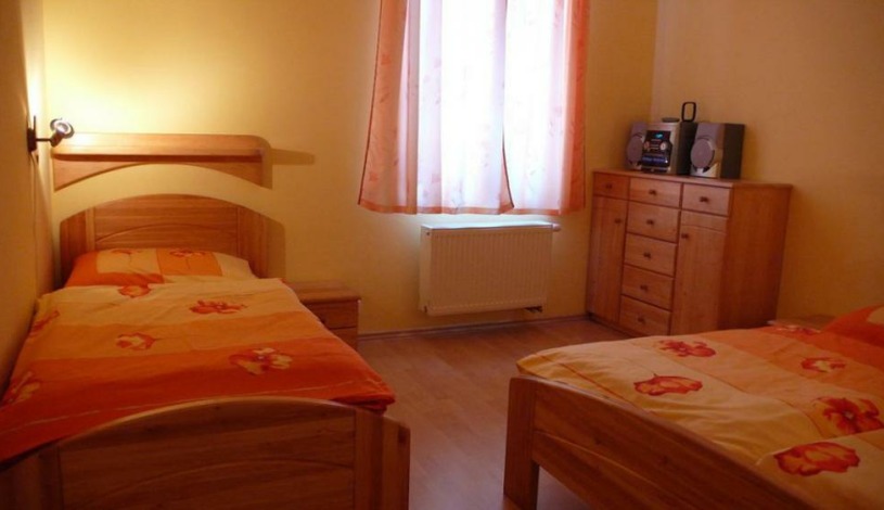 APARTMÁNY DALIBOR SPINDLERUV MLYN * * * Špindlerův Mlýn - Apartmán pro 4-5 osob (48 m2, 2x pokoj)