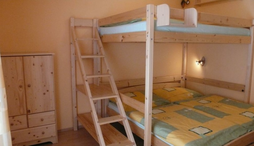 APARTMÁNY DALIBOR SPINDLERUV MLYN * * * Špindlerův Mlýn - Apartmán pro 7 - 9 osob ( 80 m2, 3x pokoj)