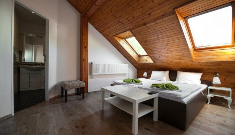 Pension Nabucco Špindlerův Mlýn - Comfort Double Room (manželská postel a rozkládací gauč)