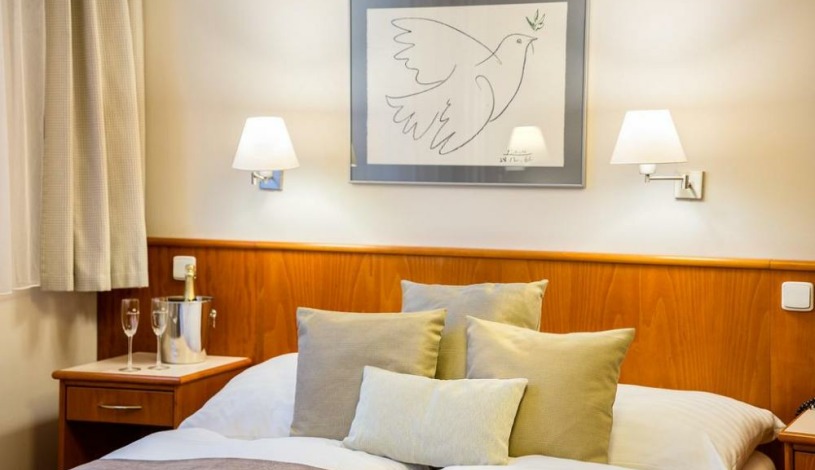 Hotel Sněžka Špindlerův Mlýn - Dvoulůžkový pokoj De-Luxe, Třílůžkový pokoj Economy