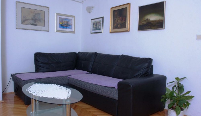 Apartment Srećka Karamana Split - Apt 40237