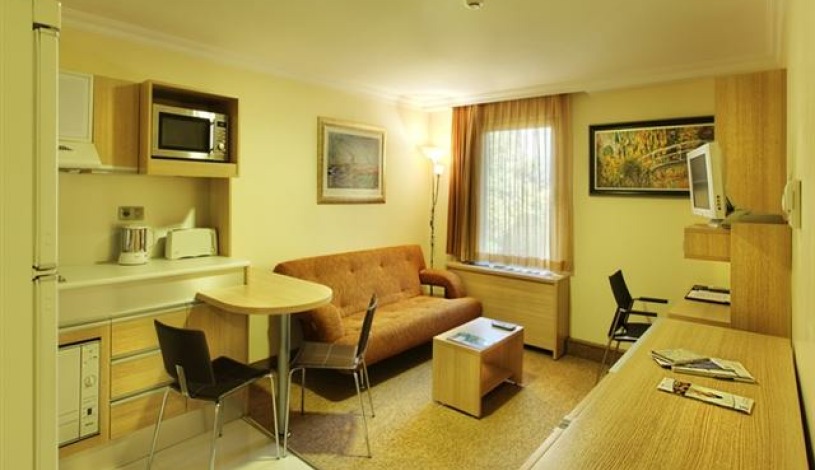 Apartment Süleyman Nazif Sk Istanbul - Apt 18865