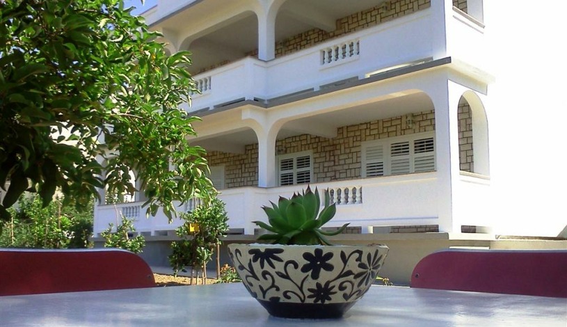 Apartment Supetarska Draga Rab - Apt 38171