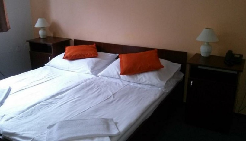 Hotel Schindlerův háj Svitavy - dvoulůžkový pokoj