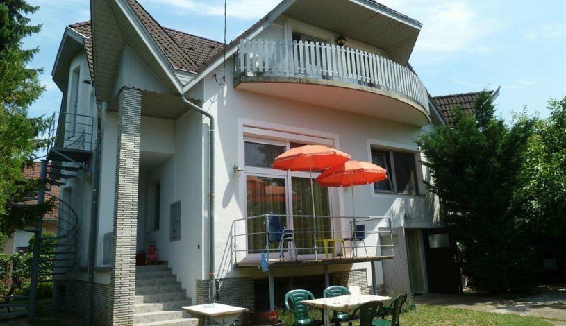 Apartment Széchenyi utca Balatonszárszó - Apt 38025