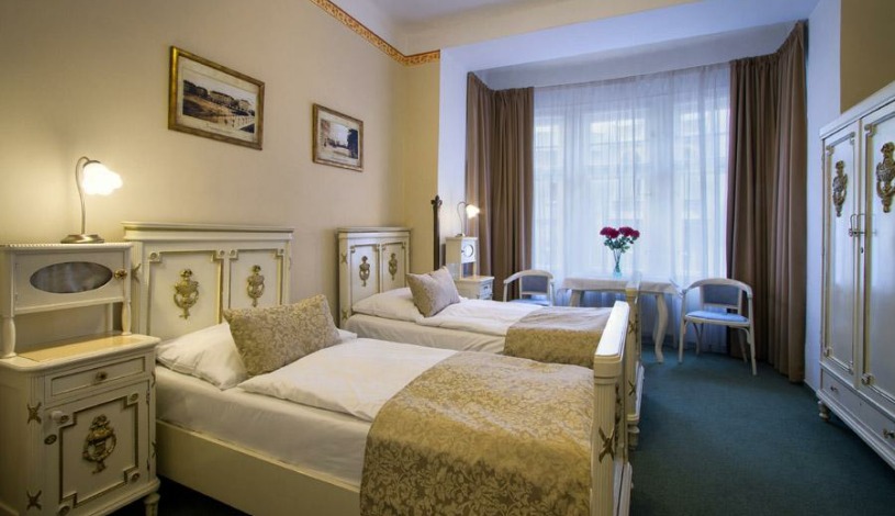 Hotel Taurus Praha - Einbettzimmer, Zweibettzimmer