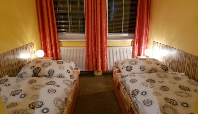 Penzion Císař Teplice - třílůžkový pokoj