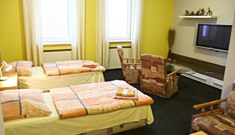 Penzion Císař Teplice - třílůžkový pokoj, dvoulůžkový pokoj