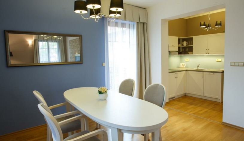 Vila Terra Luhačovice - Dvoupokojový apartmán s kuchyňkou, balkónem