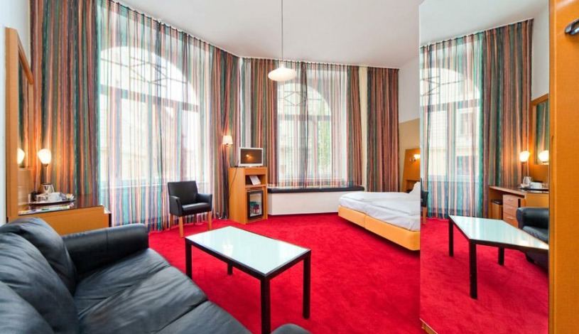 Theatrino Praha - Pokoj pro 1 osobu, Pokoj pro 2 osoby