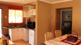 Apartment Toon Van Den Heever Johannesburg - Apt 24219