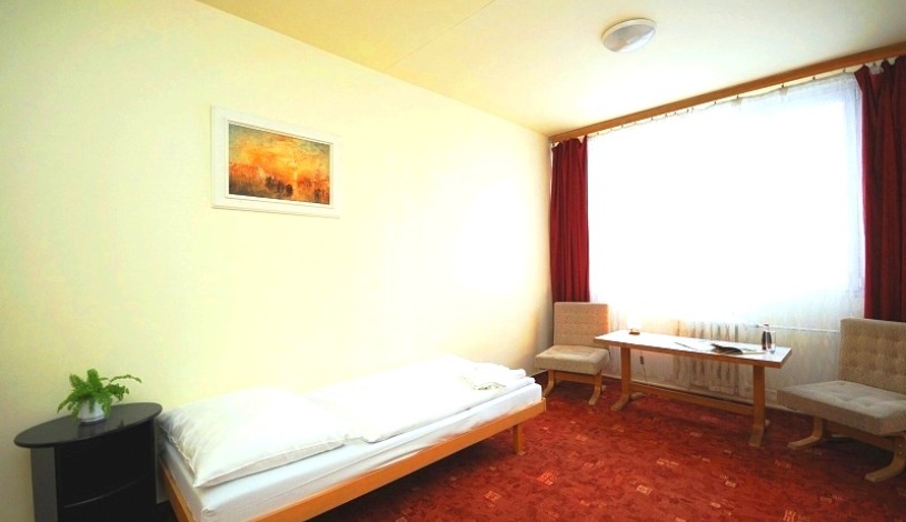 Easy Star Hotel Praha - Einbettzimmer