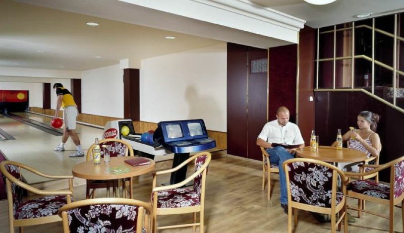 Bowling - Top Hotel Praha