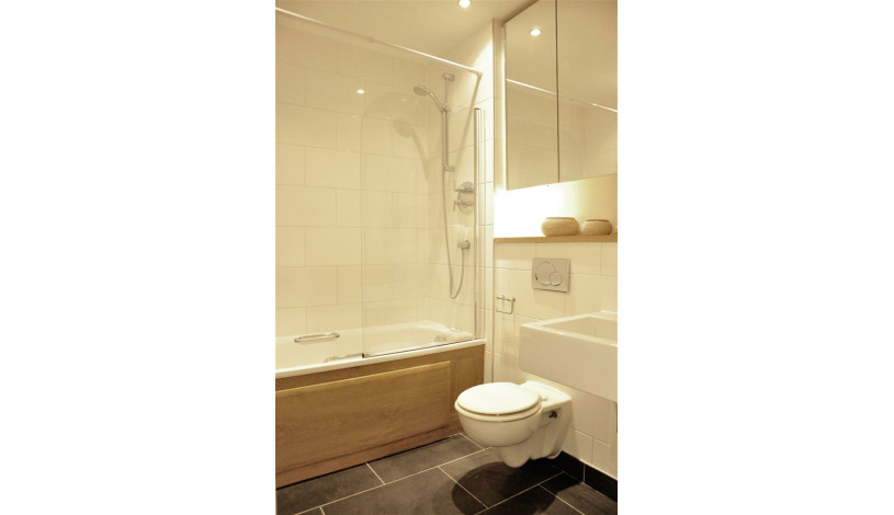 Apartment Tower Bridge Road London